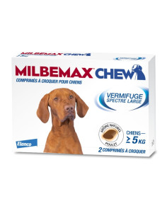 boite allongée blanche avec un chien brun dessus