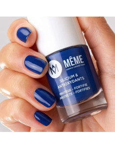 Même Vernis à Ongles Bleu Marine 09 Françoise. 10ml 2